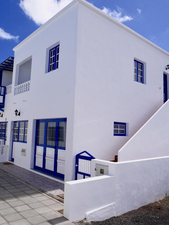 Casa Suso & Casa Margarita Apartment Orzola Exterior photo