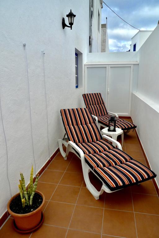 Casa Suso & Casa Margarita Apartment Orzola Exterior photo