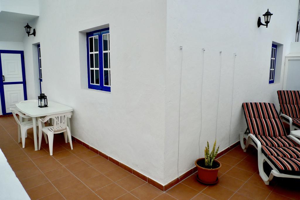 Casa Suso & Casa Margarita Apartment Orzola Exterior photo